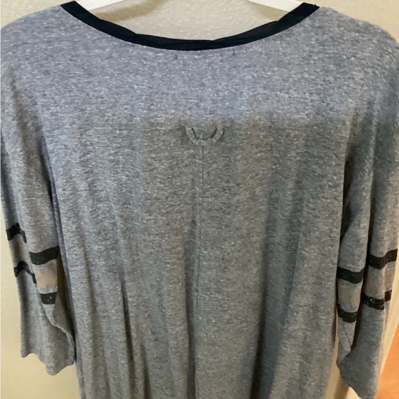 Notations Gray Buttoned Polo Blouse with 3/4 Sleeves - Picture 5 of 5